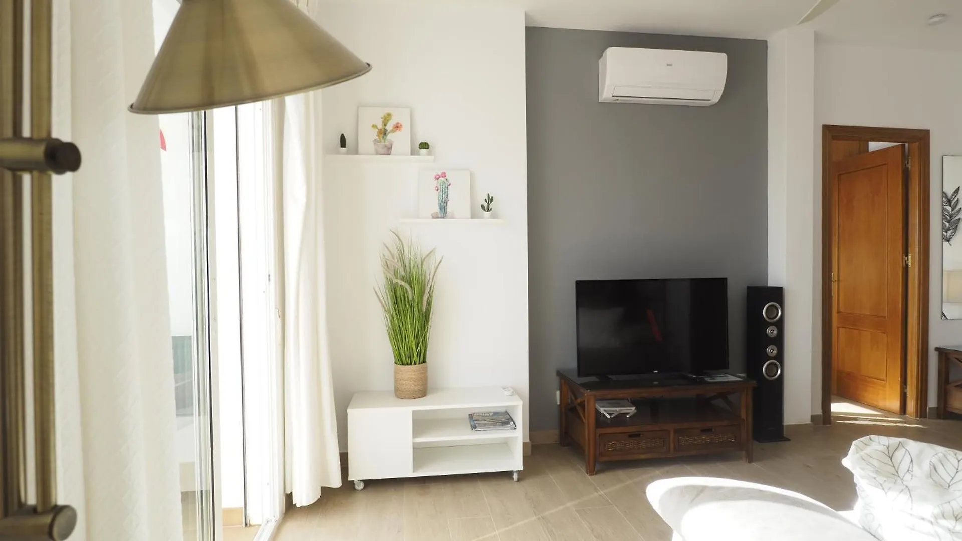 Apartamentos Chimenea Nerja Apartment