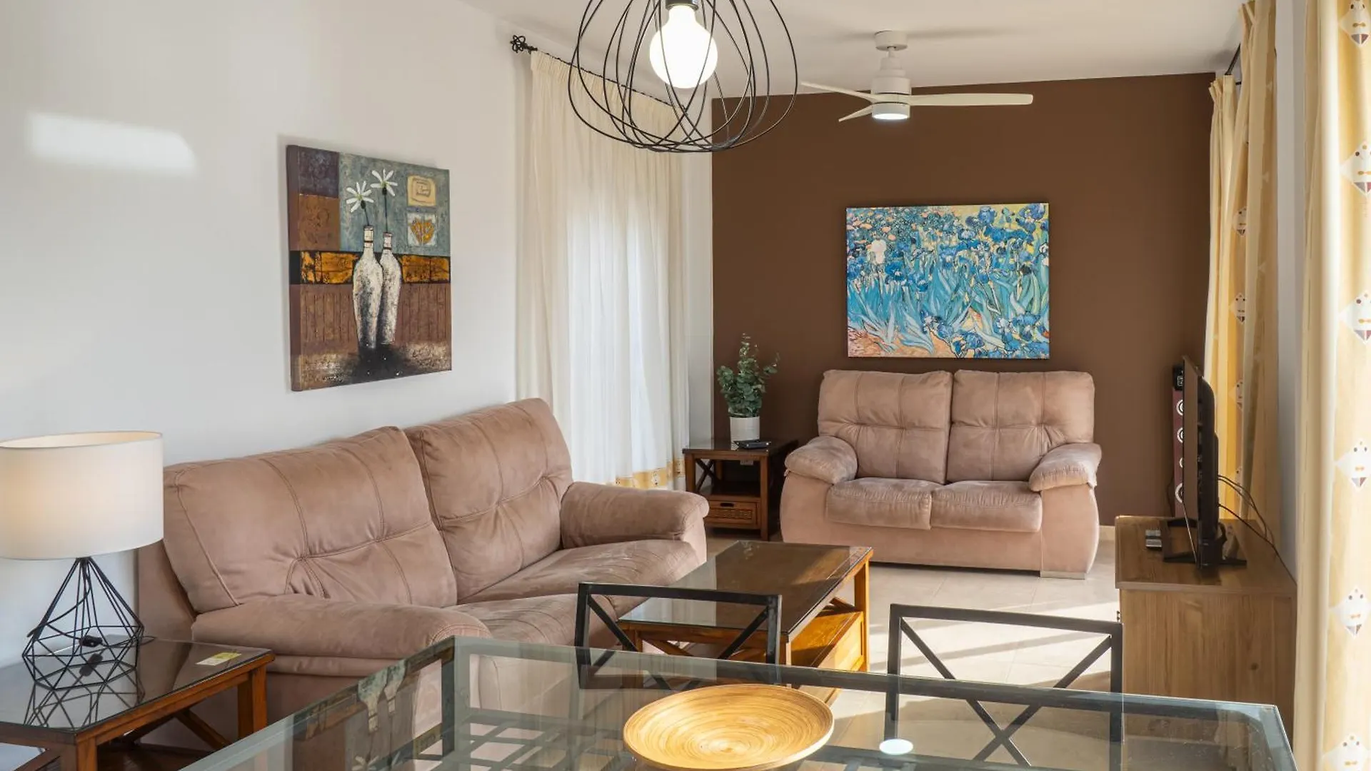 Apartamentos Chimenea Nerja 0*,  Spanien