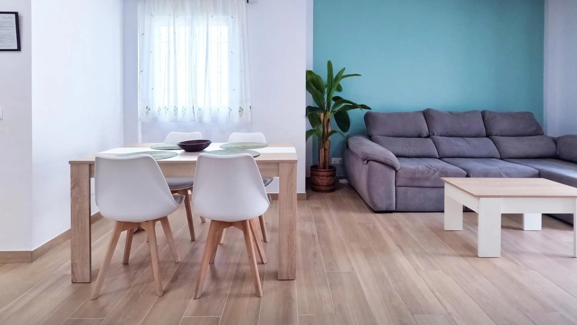 Apartamentos Chimenea Nerja