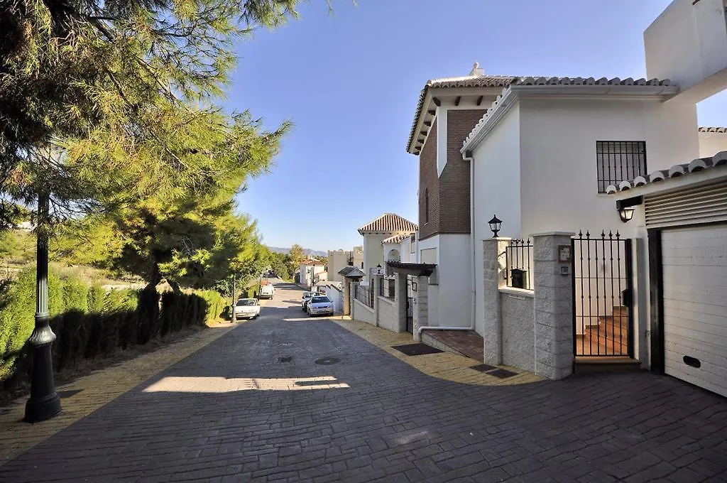 Apartamentos Chimenea Nerja
